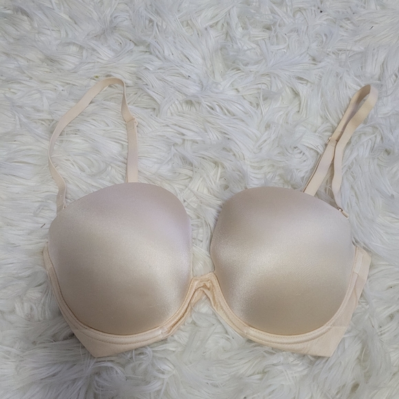 36D Strapless Push Up Bra - Picture 2 of 5